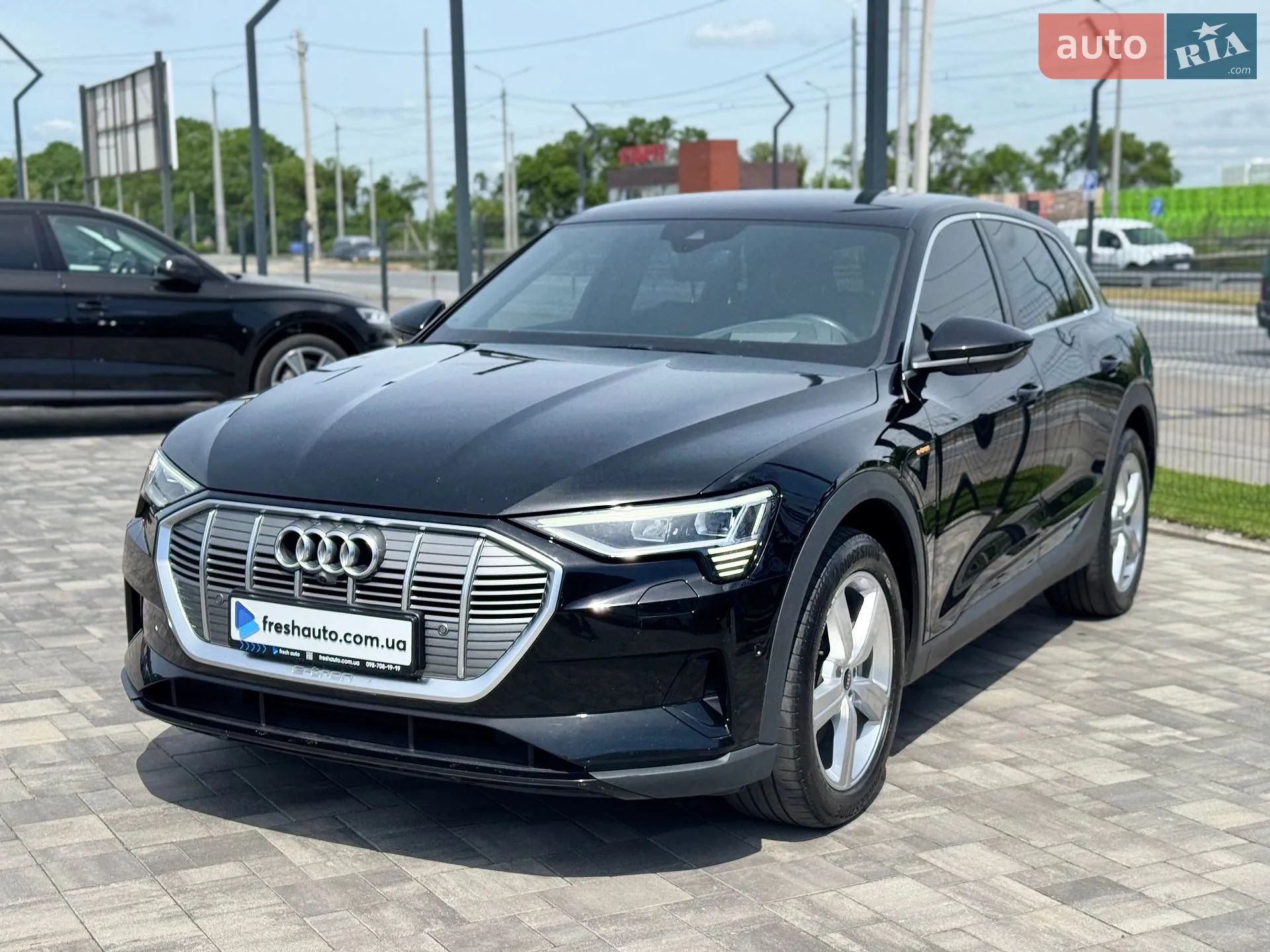 2021 Audi e-tron - мініатюра 7