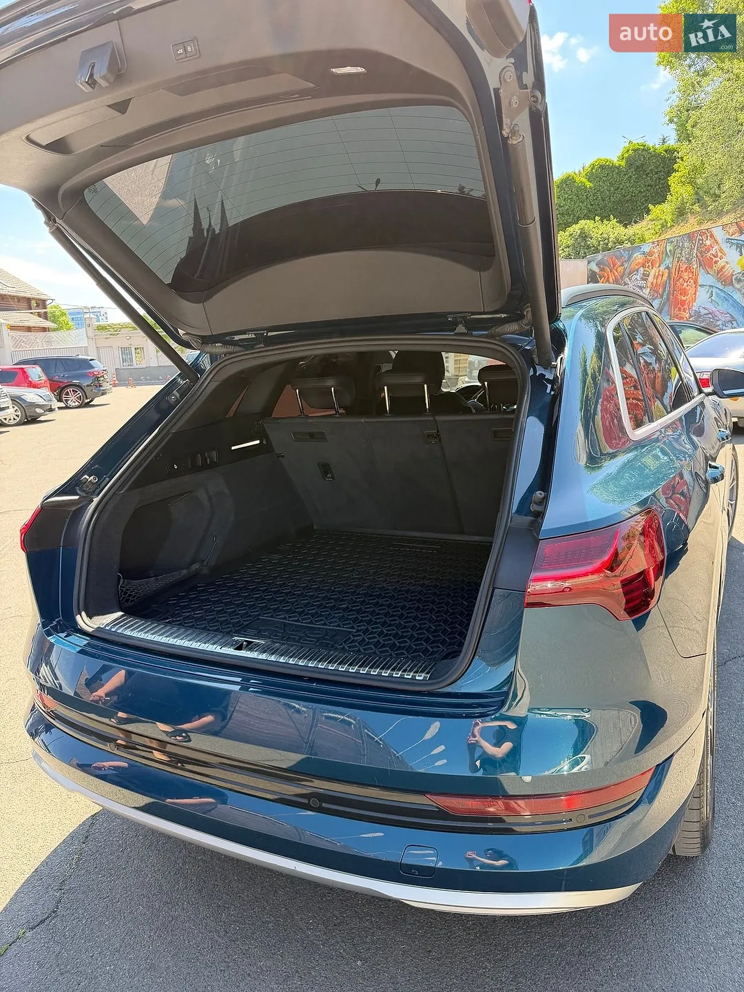 2019 Audi e-tron - мініатюра 9