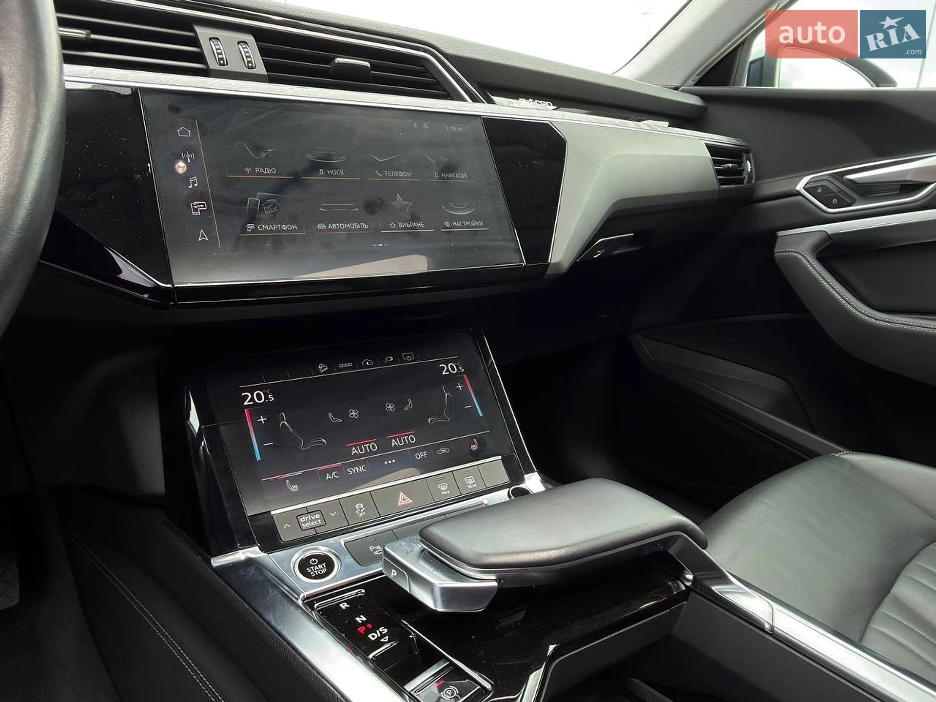 2022 Audi e-tron - мініатюра 16