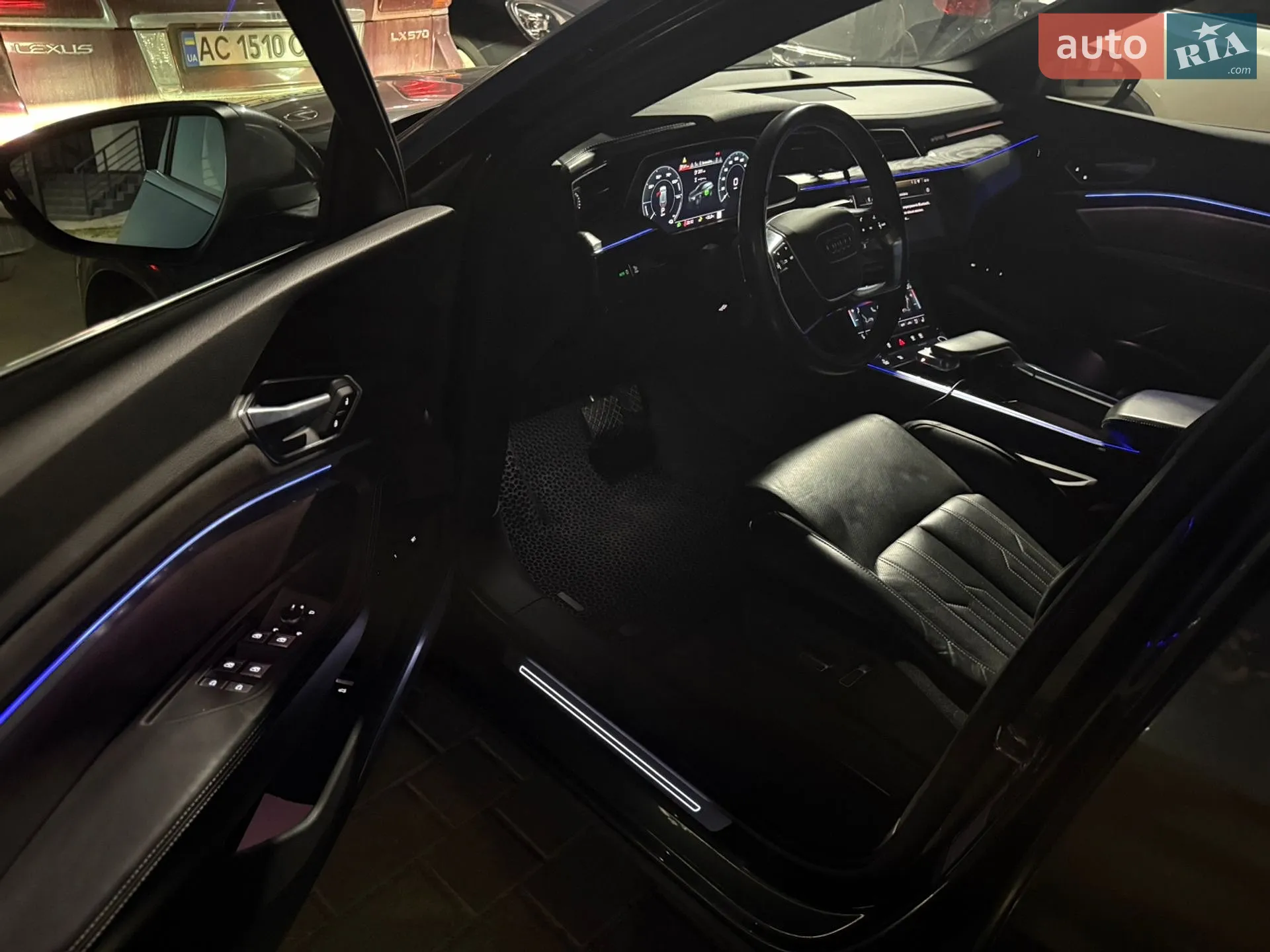 2019 Audi e-tron - мініатюра 10