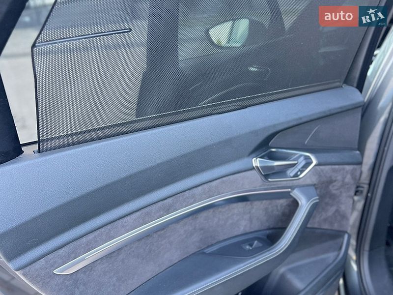 Внедорожник / Кроссовер Audi e-tron 2019 в Луцке