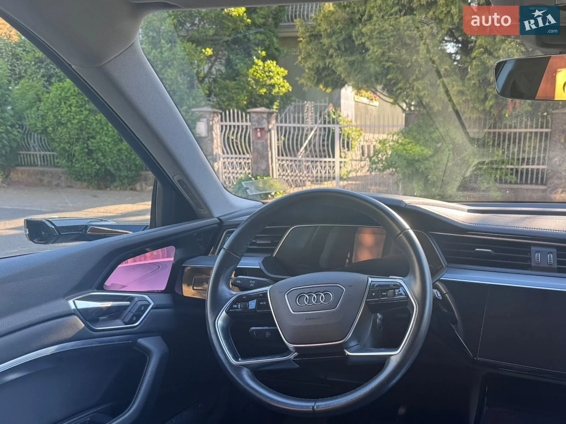 2021 Audi e-tron - мініатюра 6