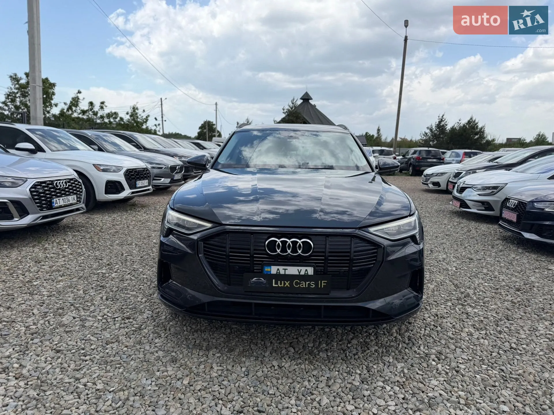 2020 Audi e-tron - мініатюра 6