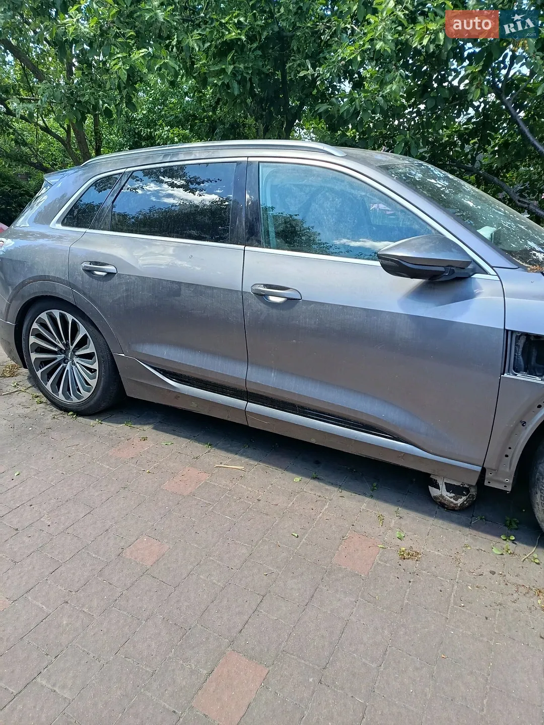 2019 Audi e-tron - мініатюра 3