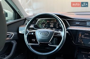 Внедорожник / Кроссовер Audi e-tron 2019 в Львове