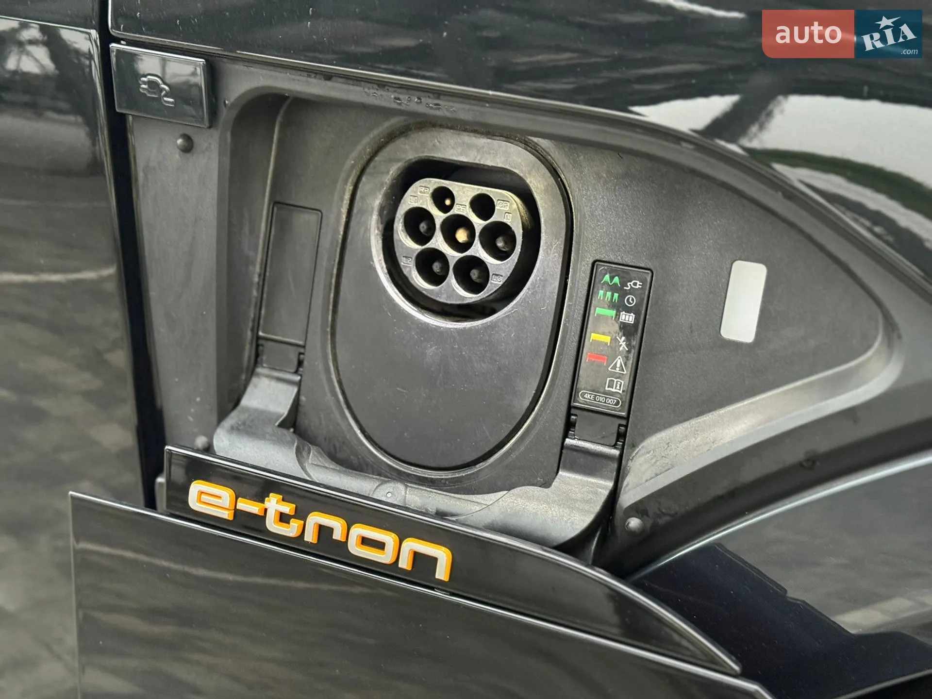 2022 Audi e-tron - мініатюра 18
