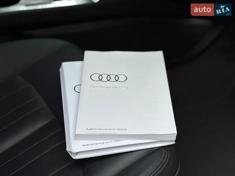 Позашляховик / Кросовер Audi e-tron 2022 в Львові документ