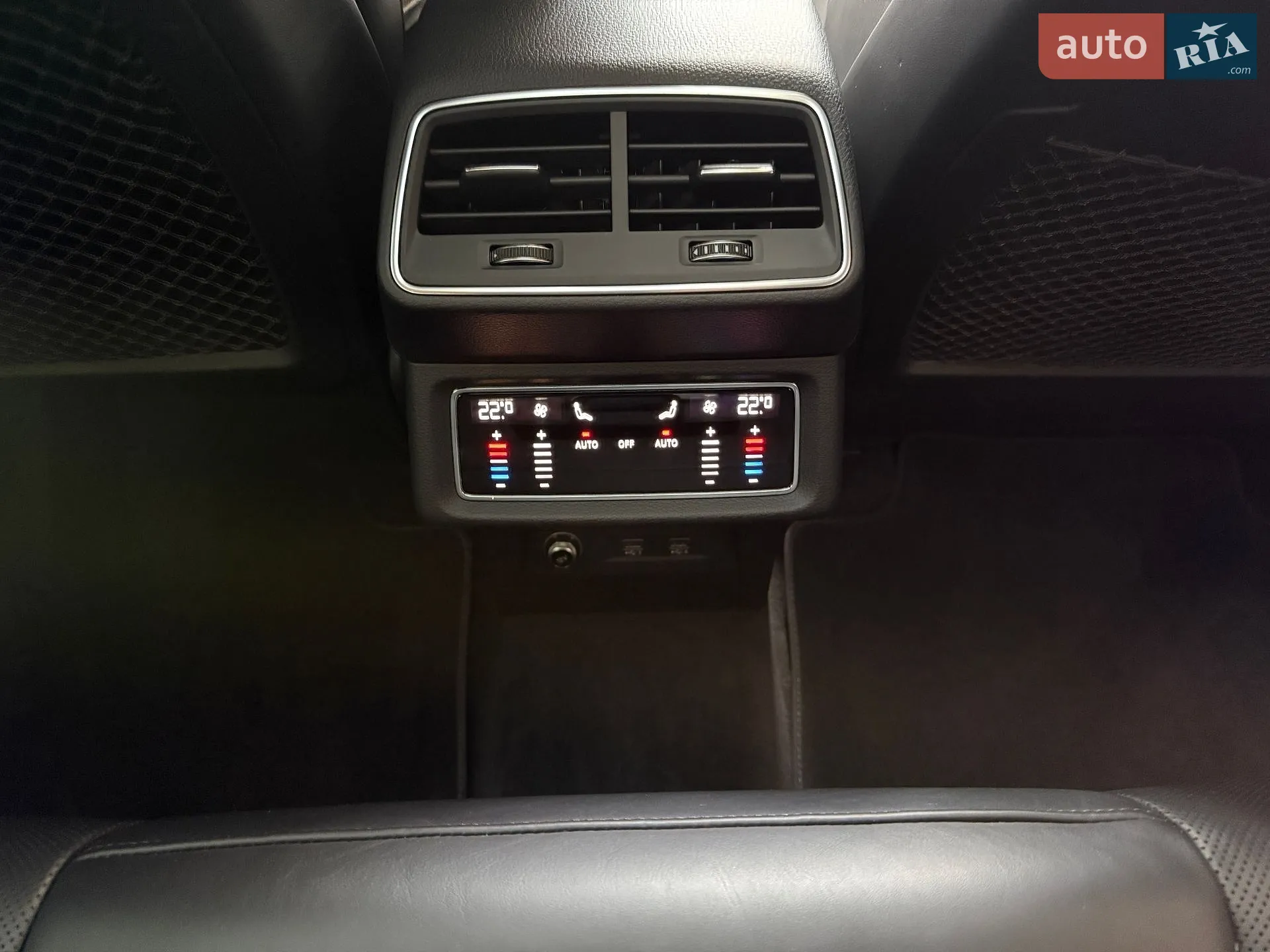 2019 Audi e-tron - мініатюра 41