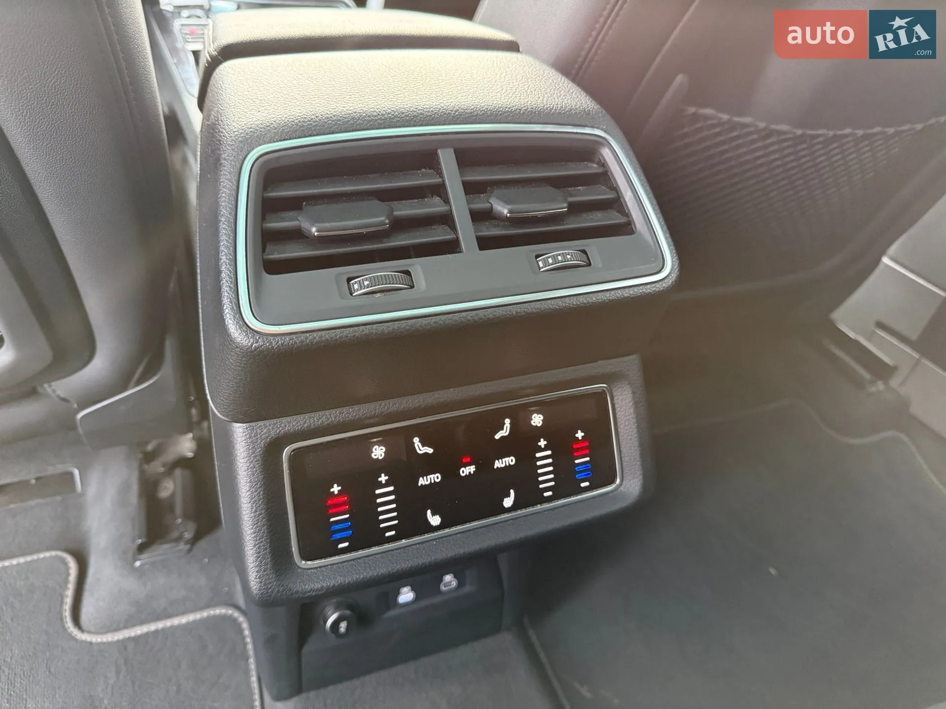 2021 Audi e-tron - мініатюра 26