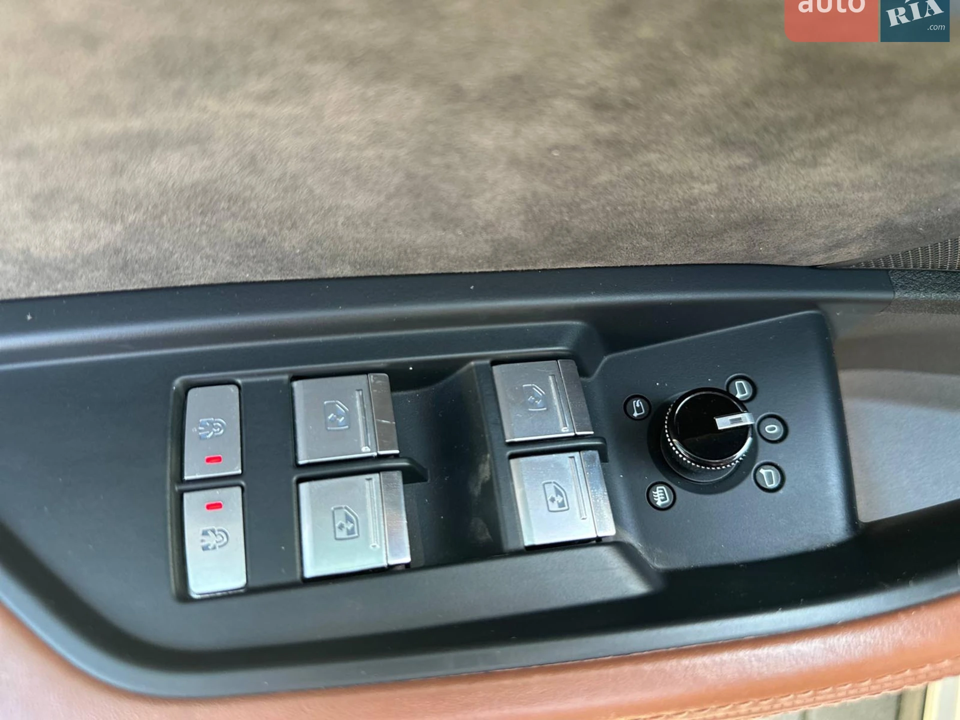 2019 Audi e-tron - мініатюра 14