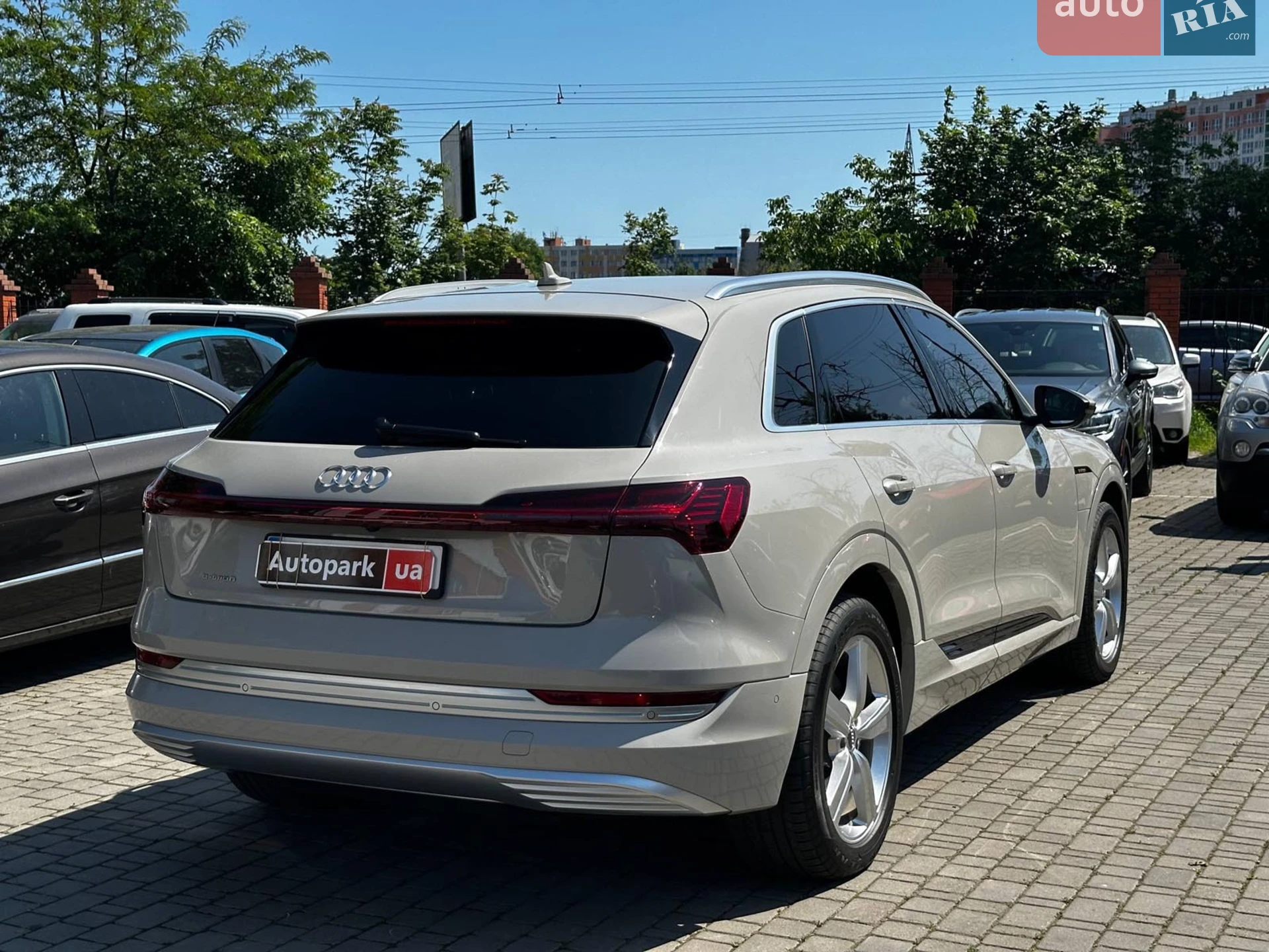 2019 Audi e-tron - мініатюра 10