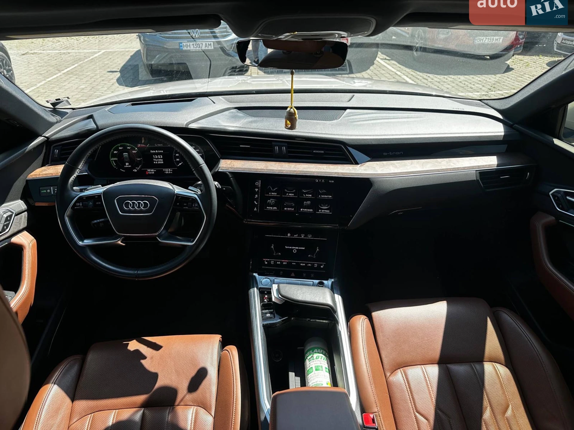 2019 Audi e-tron - мініатюра 28