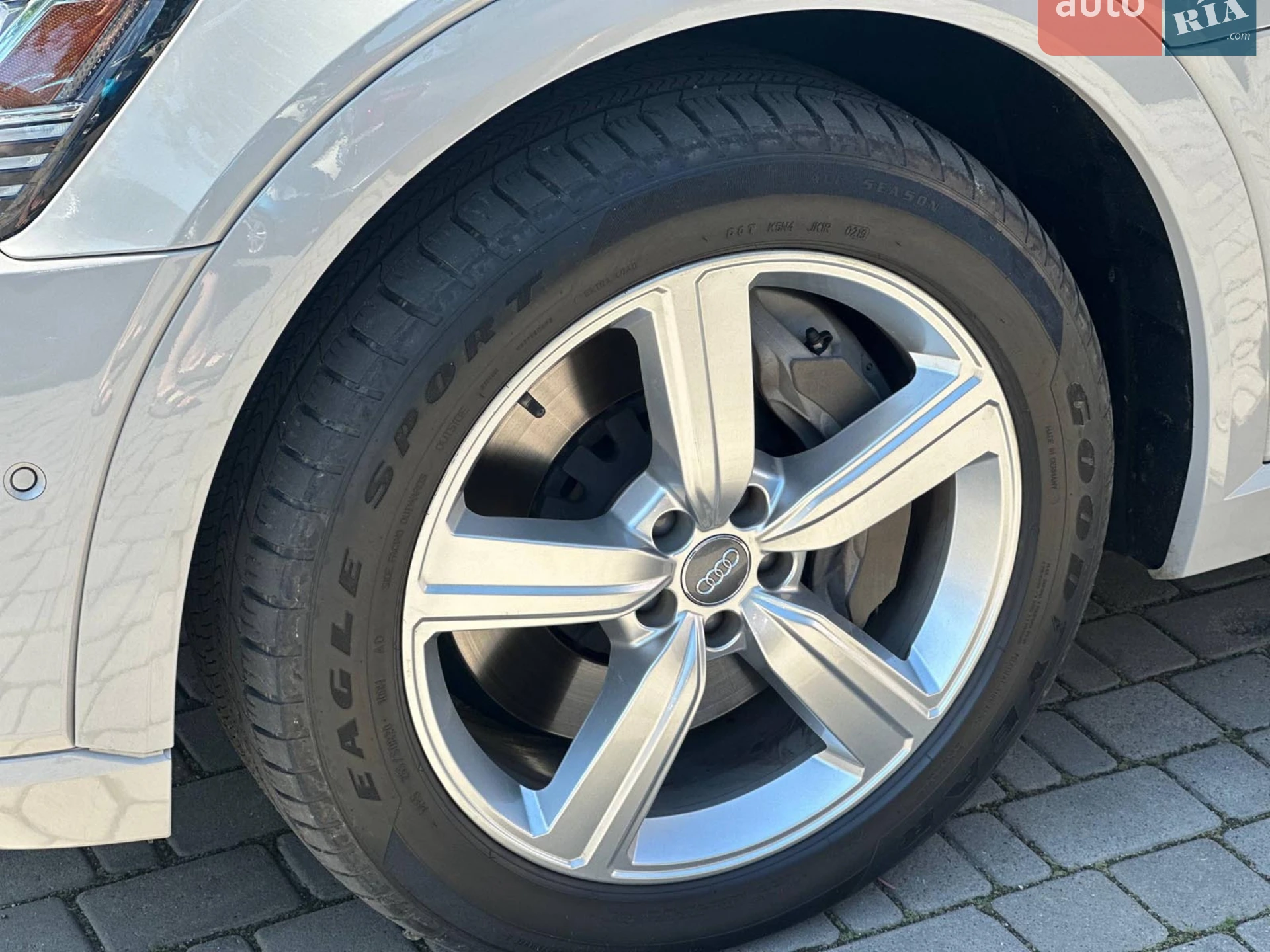 2019 Audi e-tron - мініатюра 5