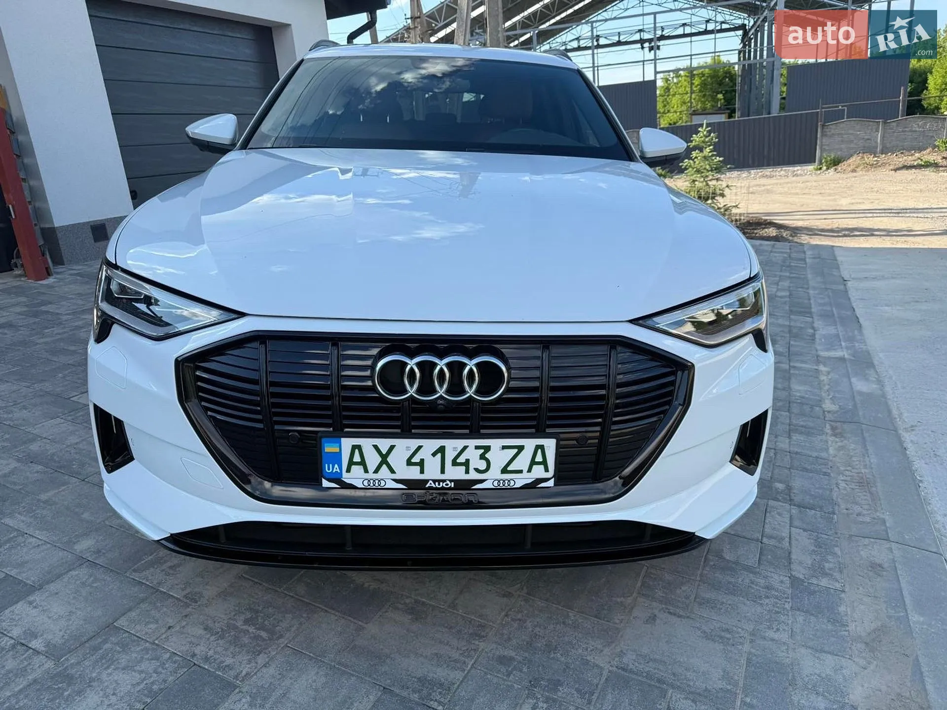 2020 Audi e-tron - мініатюра 3