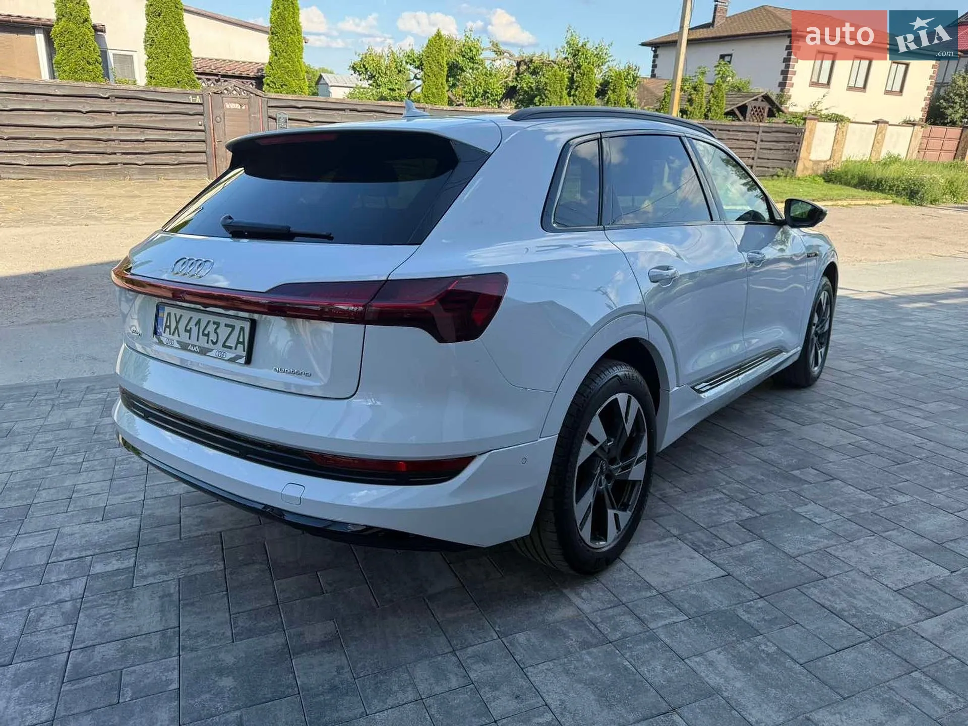 2020 Audi e-tron - мініатюра 6