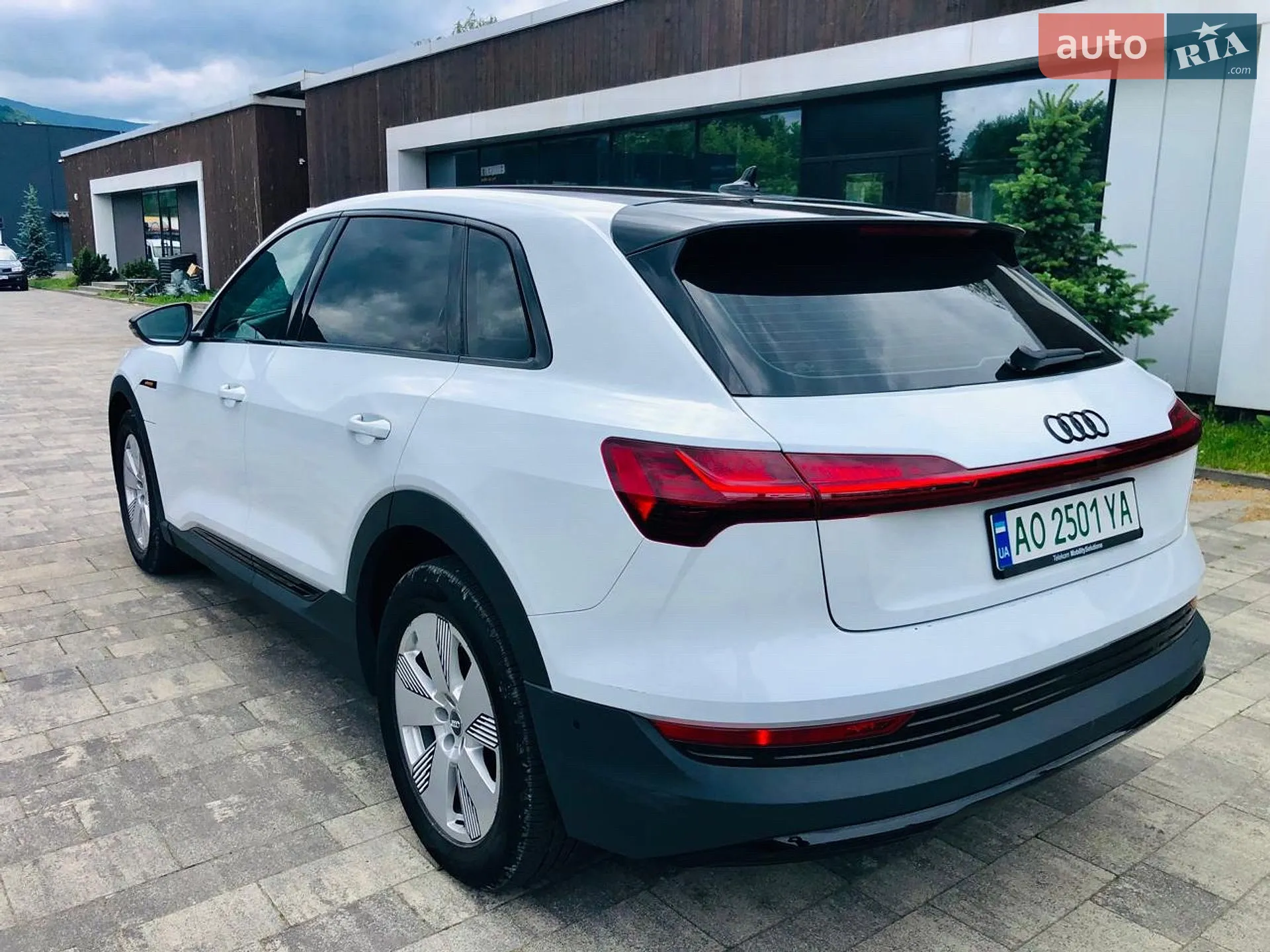 2019 Audi e-tron - мініатюра 42
