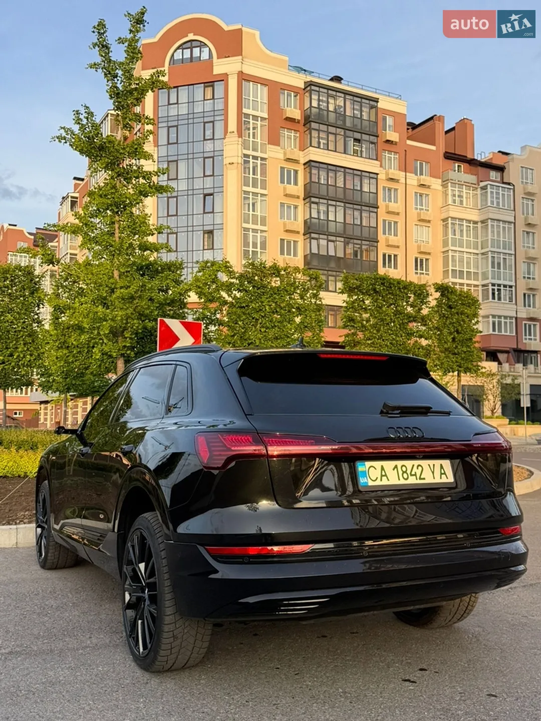 2019 Audi e-tron - мініатюра 5