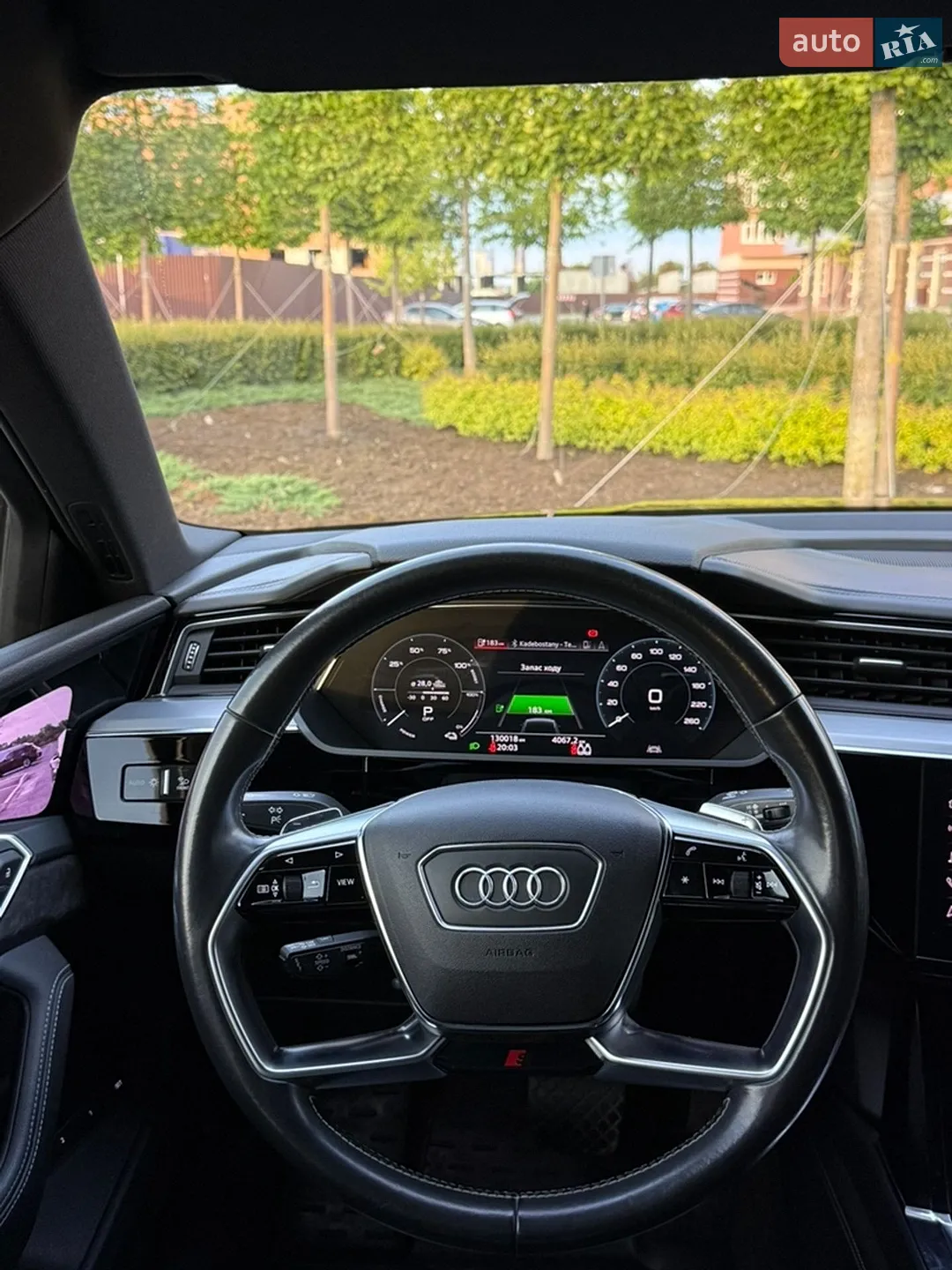 2019 Audi e-tron - мініатюра 14
