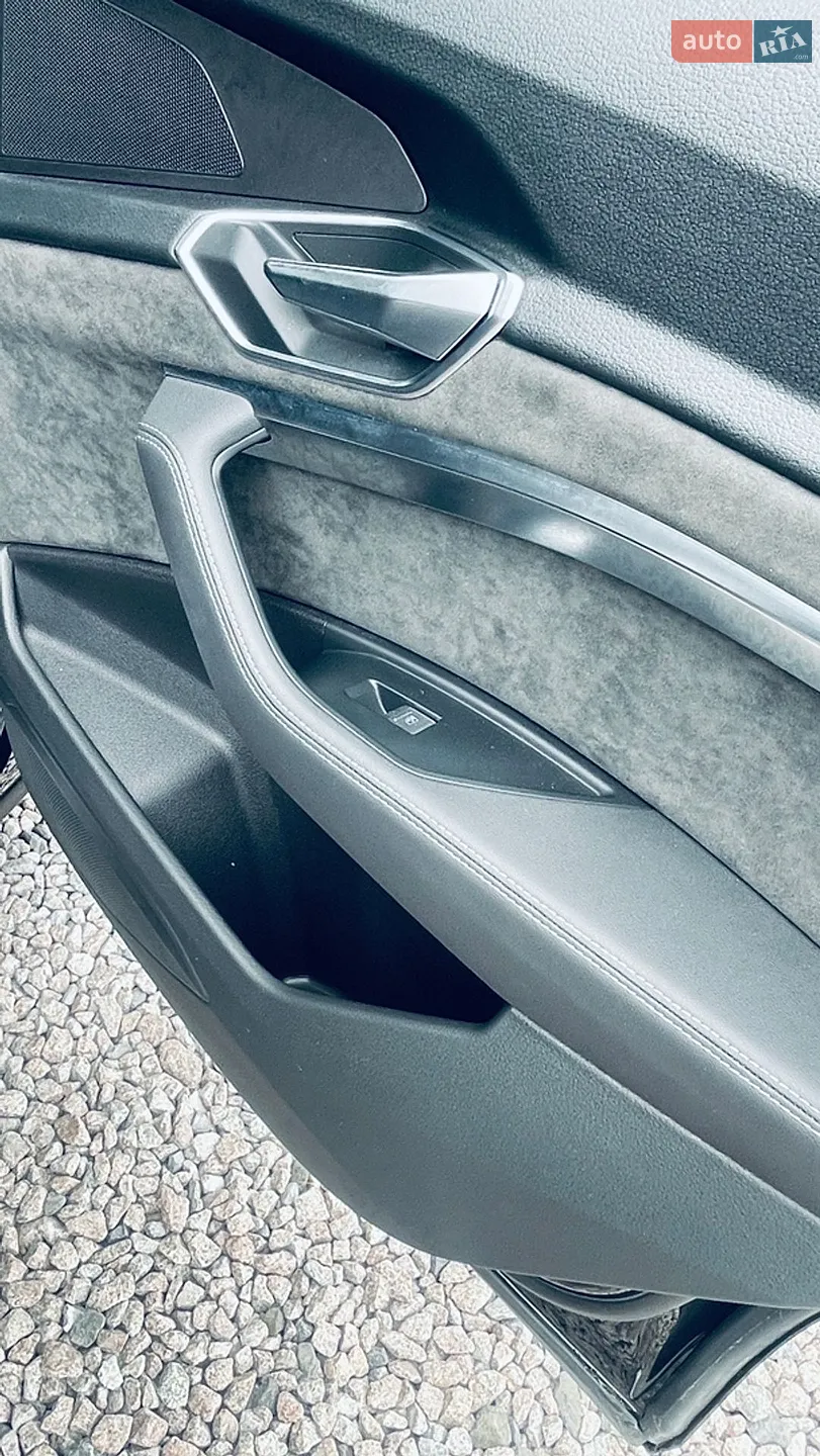 2019 Audi e-tron - мініатюра 18