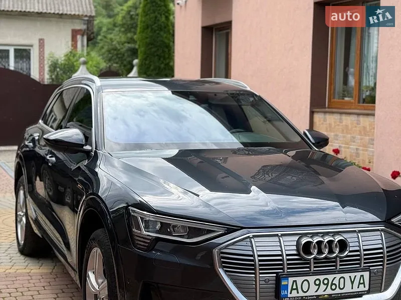 Audi e-tron 2022