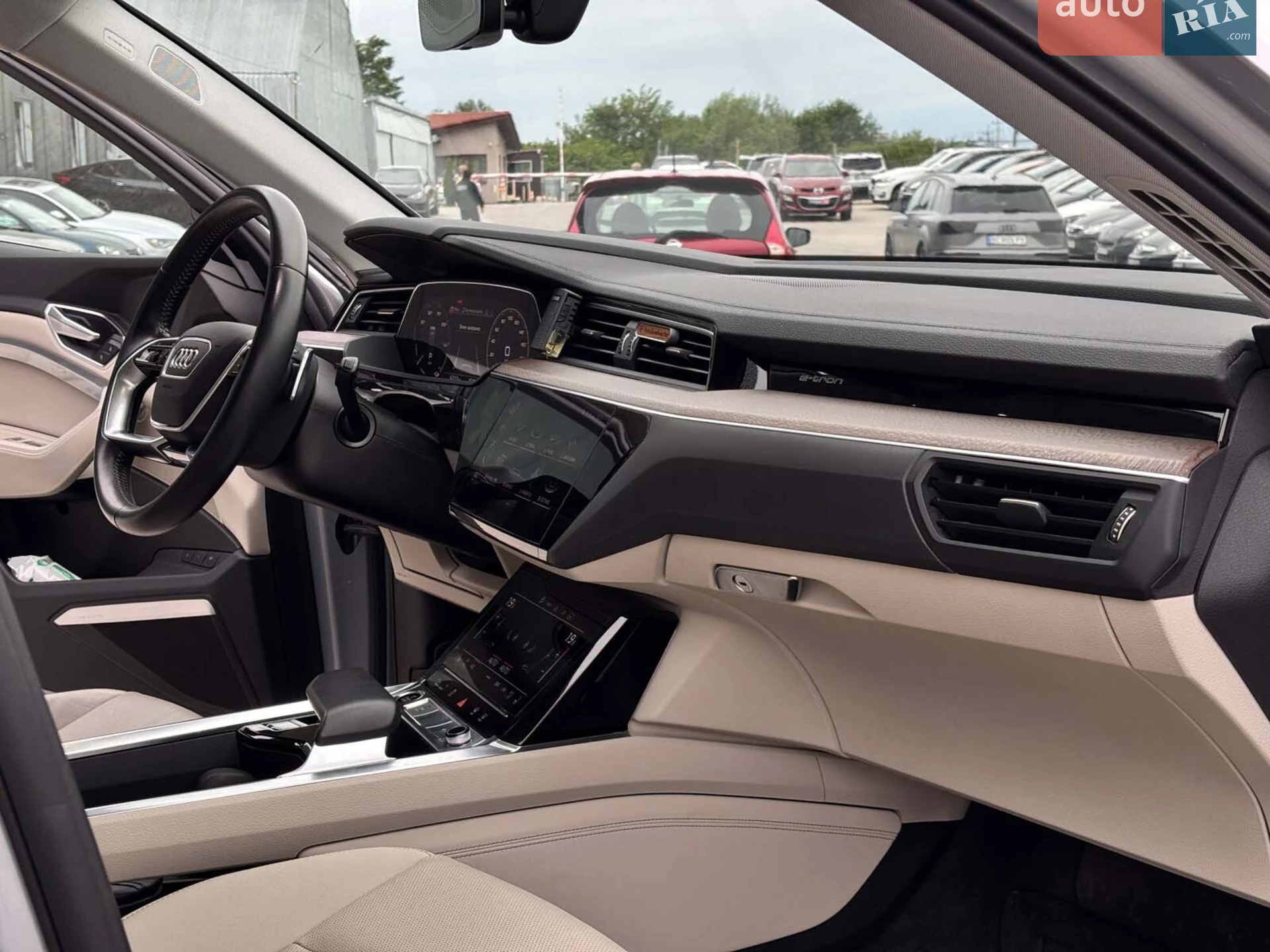 2021 Audi e-tron - мініатюра 47