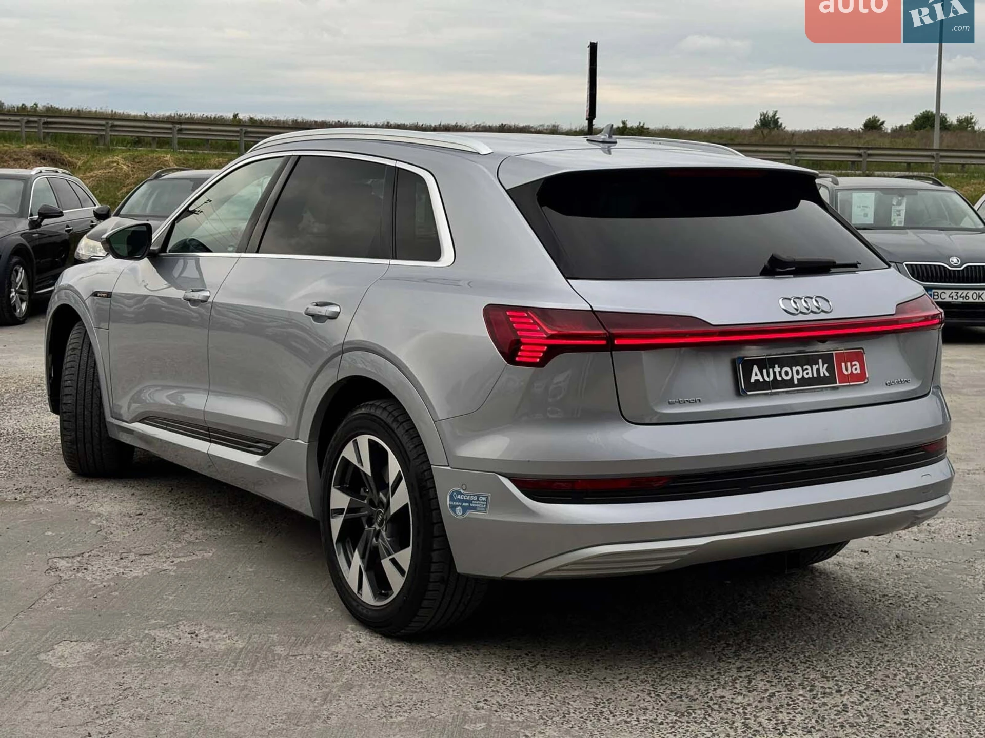 2021 Audi e-tron - мініатюра 5