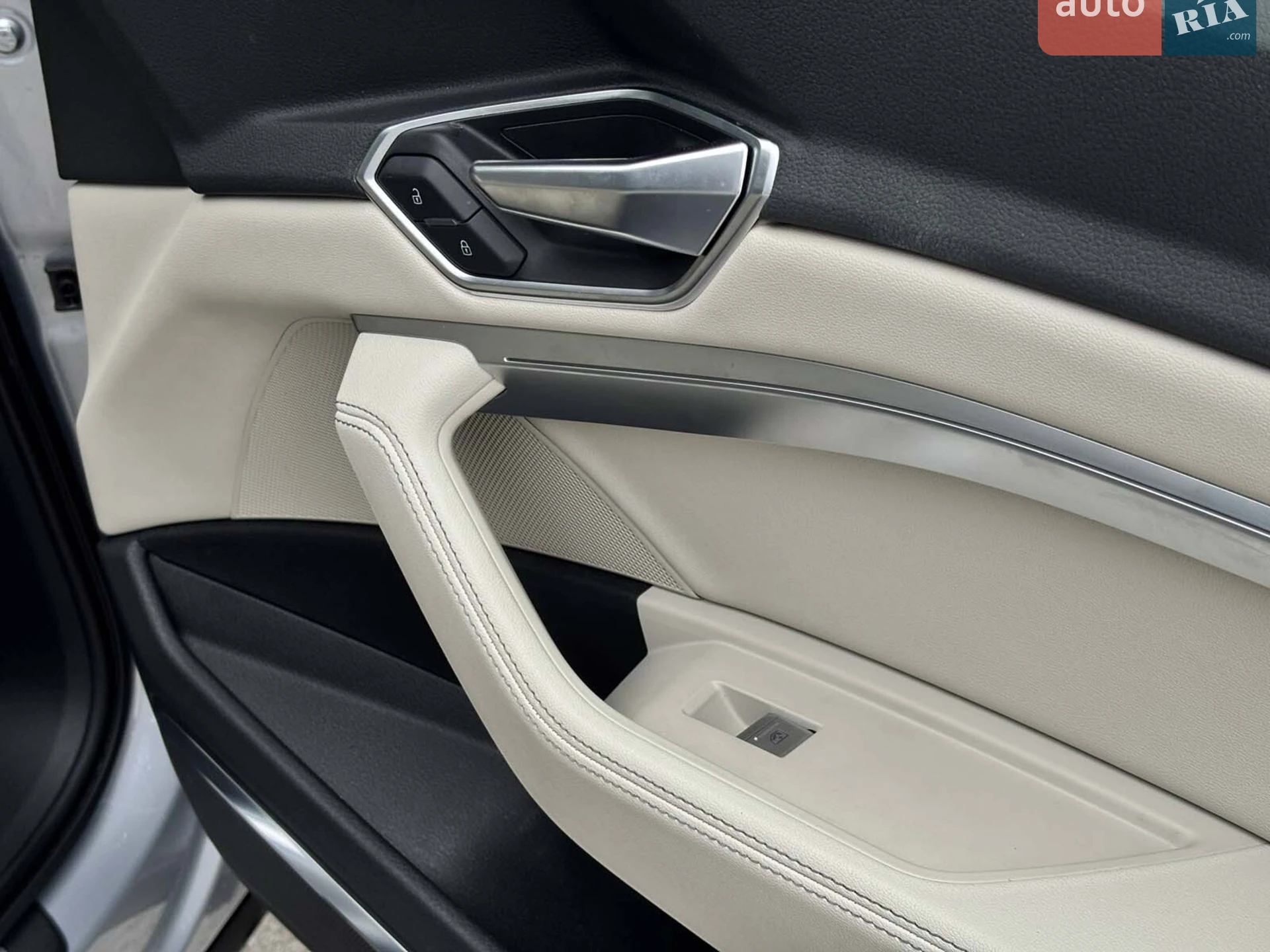 2021 Audi e-tron - мініатюра 43