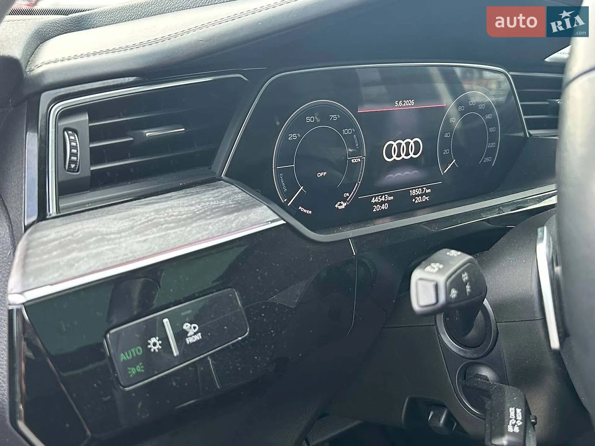 2020 Audi e-tron - мініатюра 17