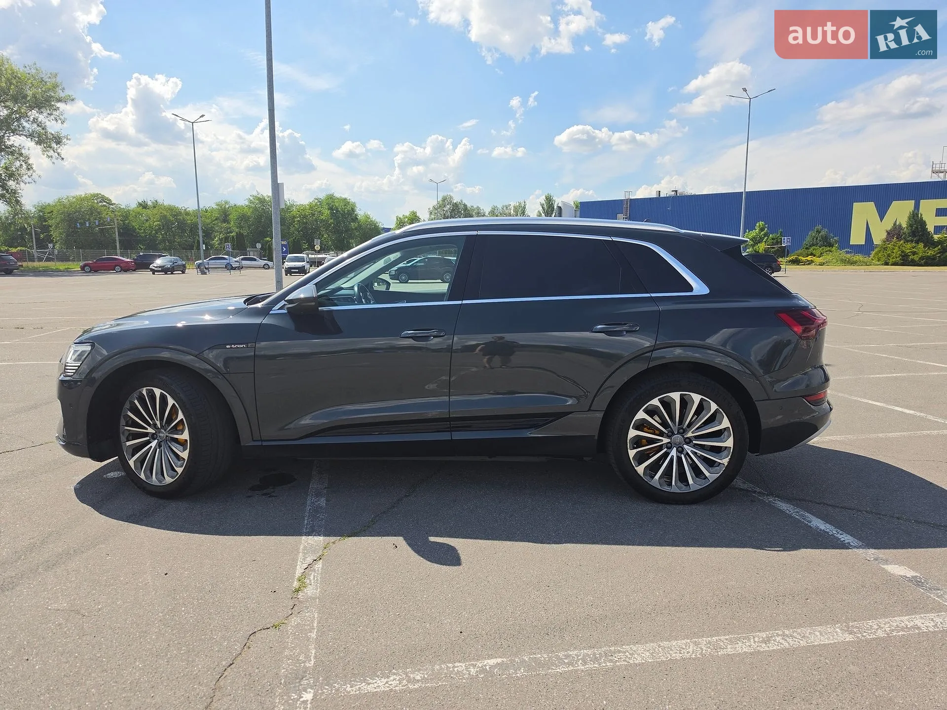 2020 Audi e-tron - мініатюра 15