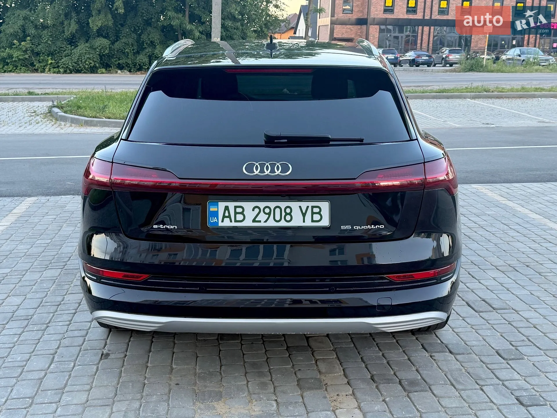 2019 Audi e-tron - мініатюра 9