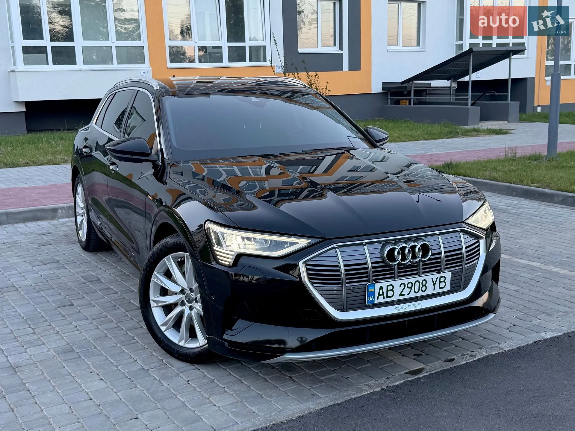 2019 Audi e-tron - мініатюра 35