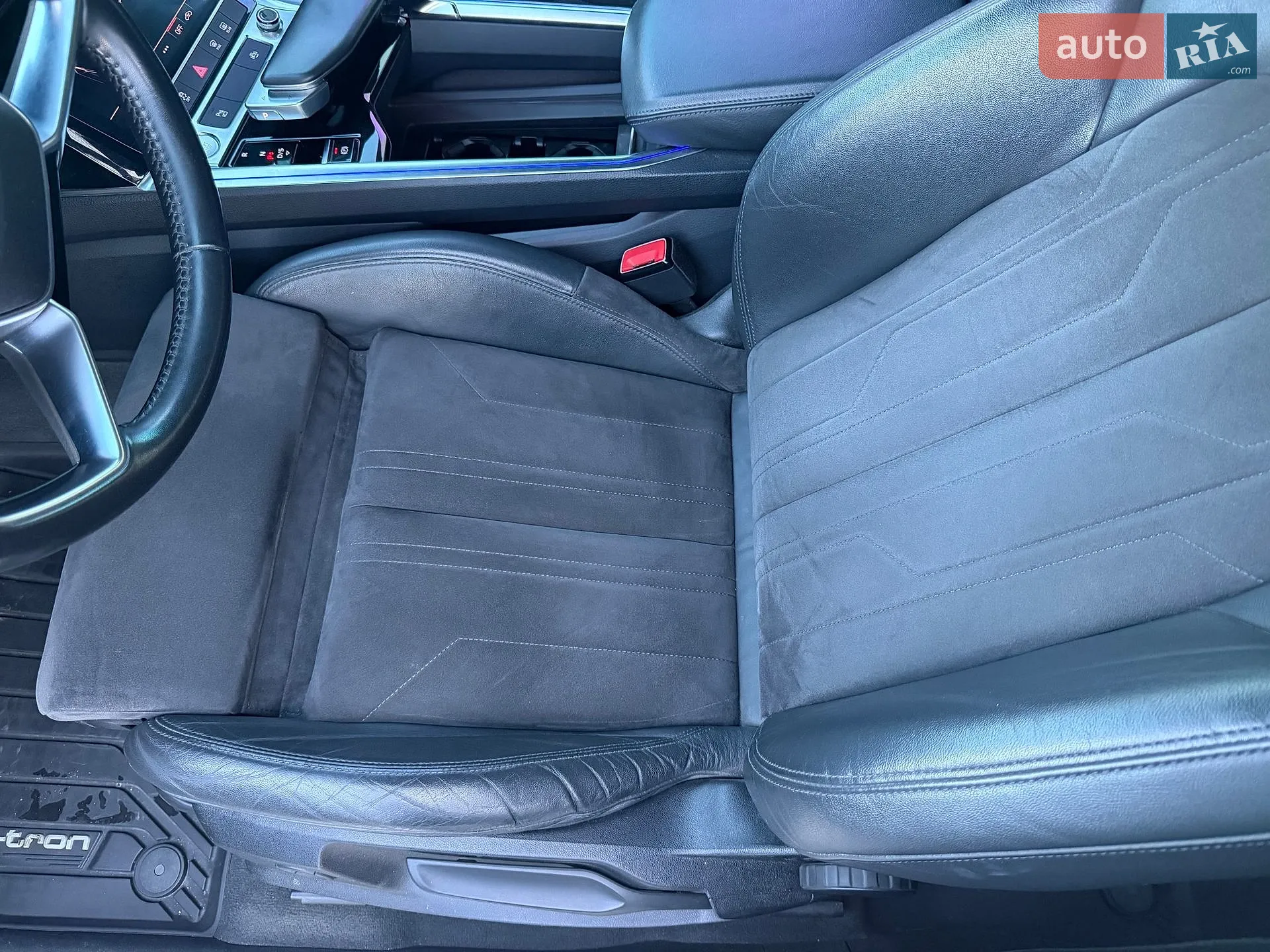 2019 Audi e-tron - мініатюра 43
