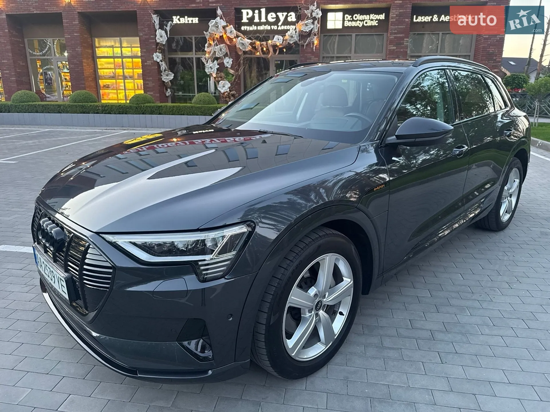 2022 Audi e-tron - мініатюра 6