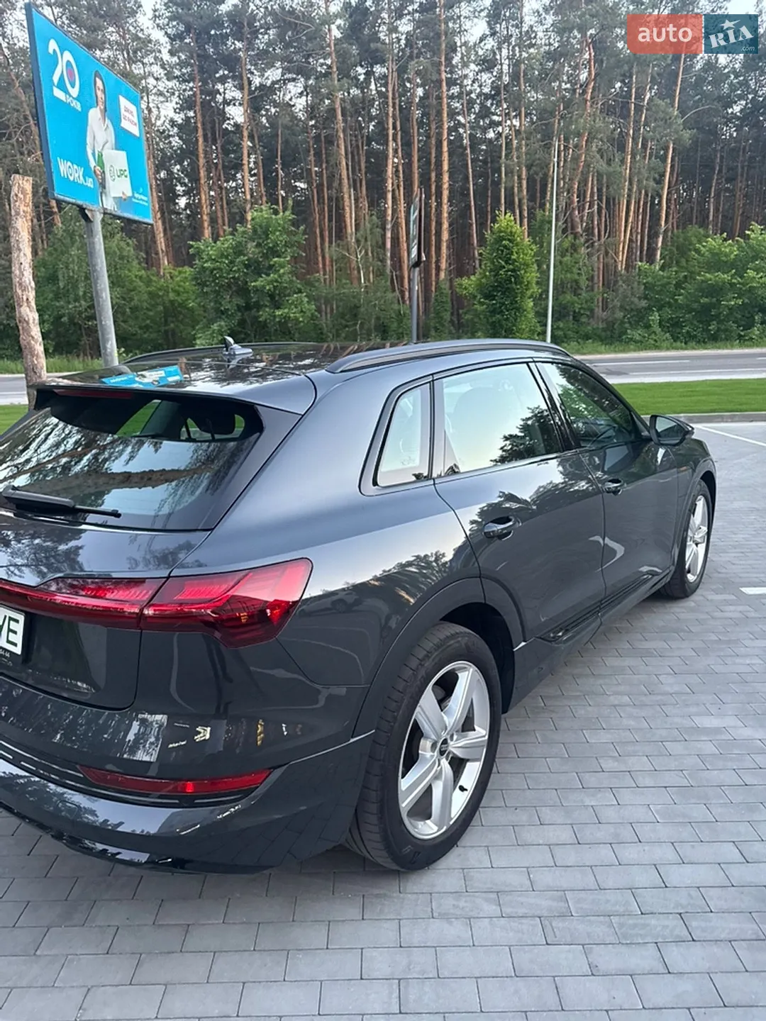 2022 Audi e-tron - мініатюра 9