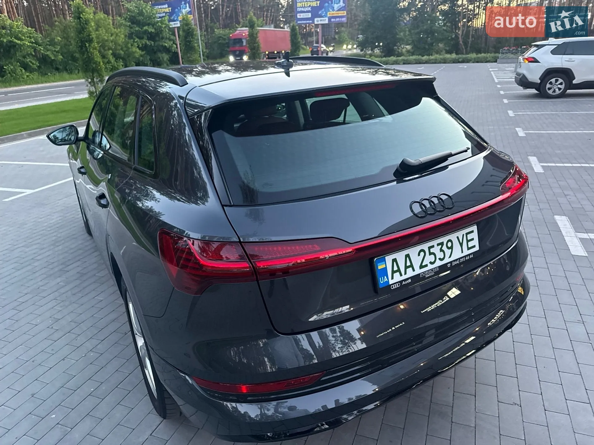2022 Audi e-tron - мініатюра 11