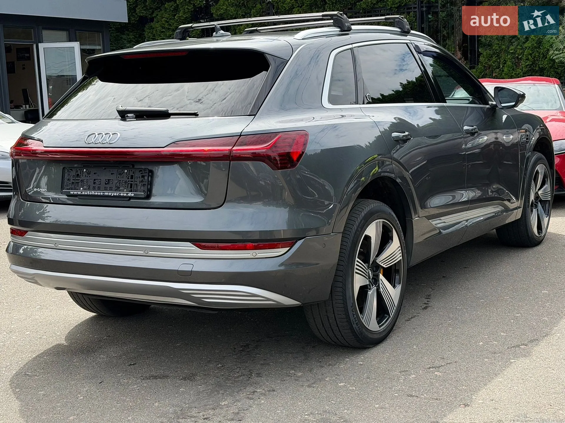 2019 Audi e-tron - мініатюра 3