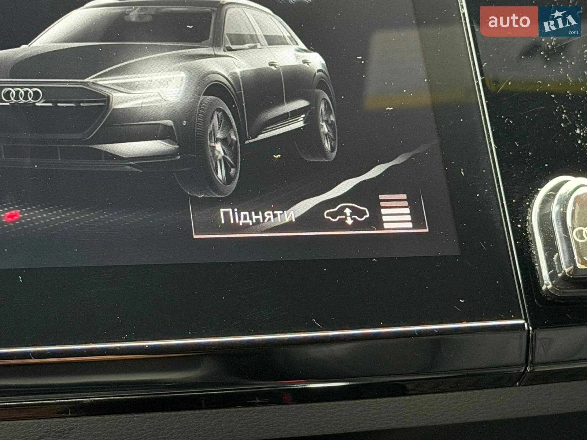 2019 Audi e-tron - мініатюра 18