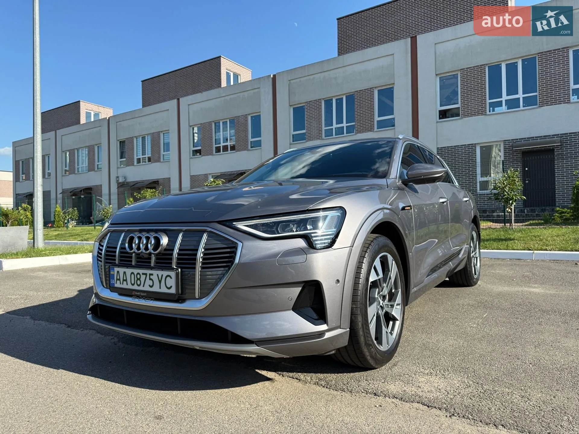 2020 Audi e-tron - мініатюра 5