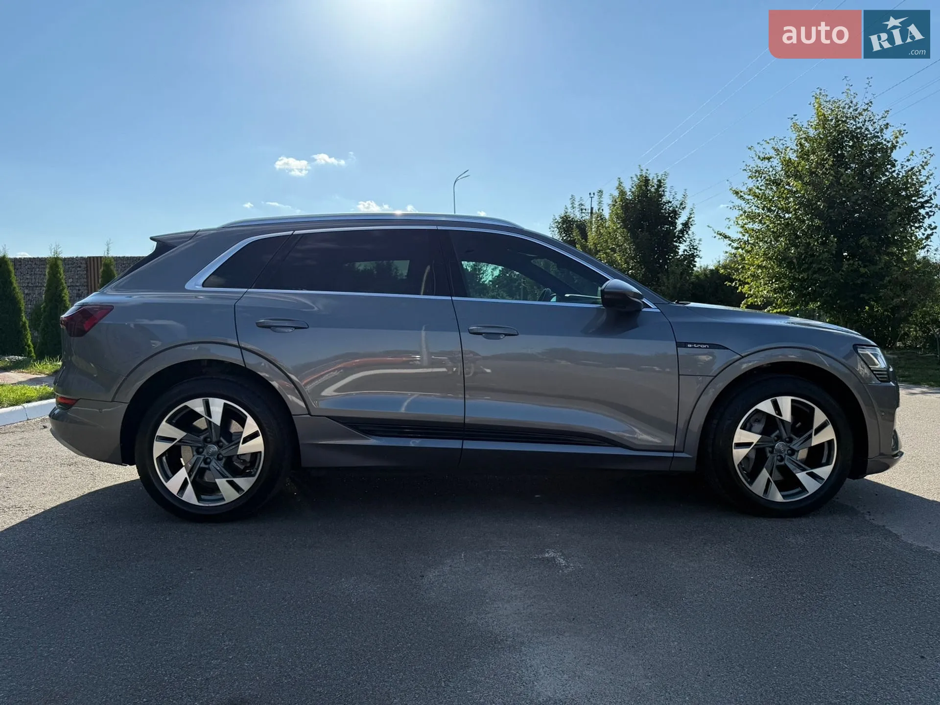 2020 Audi e-tron - мініатюра 15