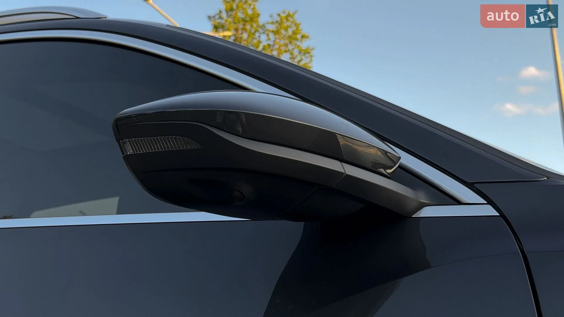 2019 Audi e-tron - мініатюра 13
