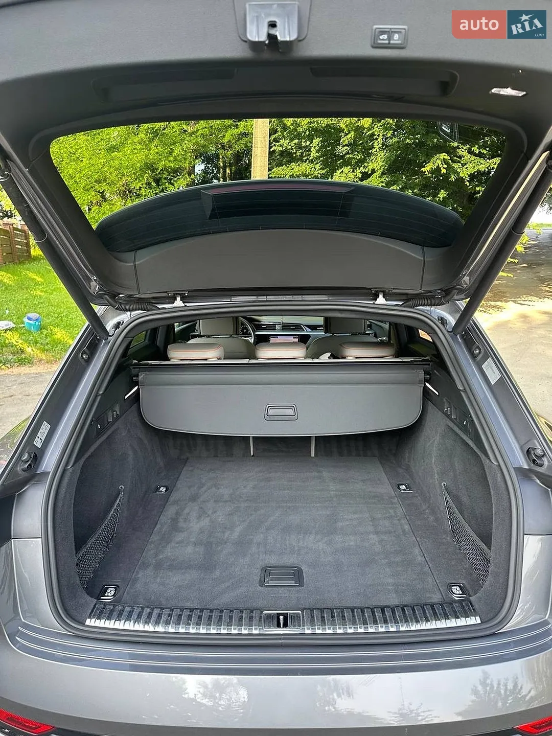 2019 Audi e-tron - мініатюра 20