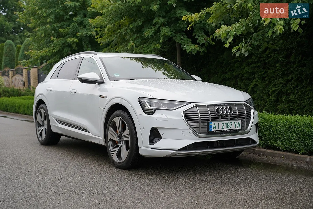 2020 Audi e-tron - мініатюра 37