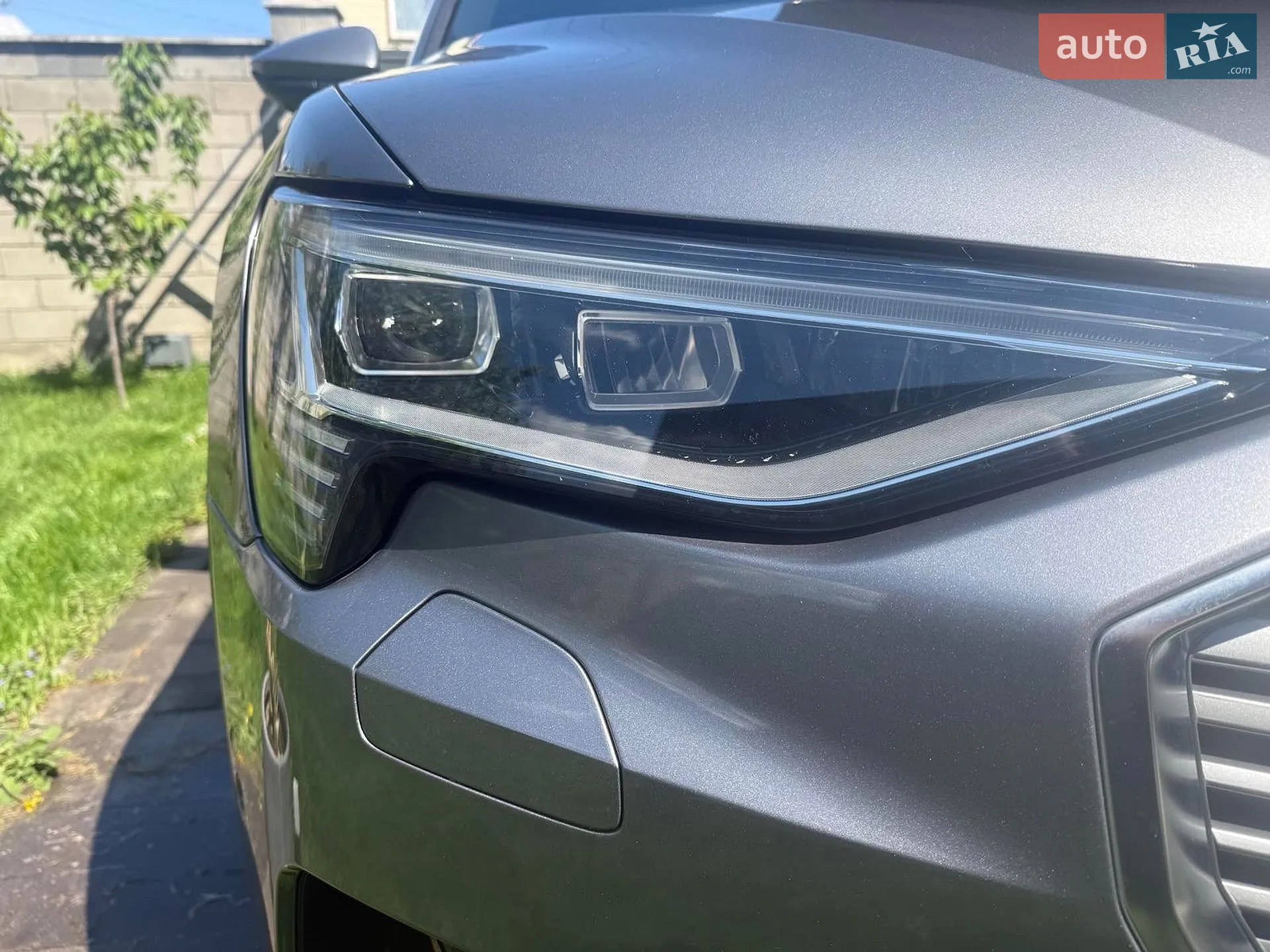 2020 Audi e-tron - мініатюра 10