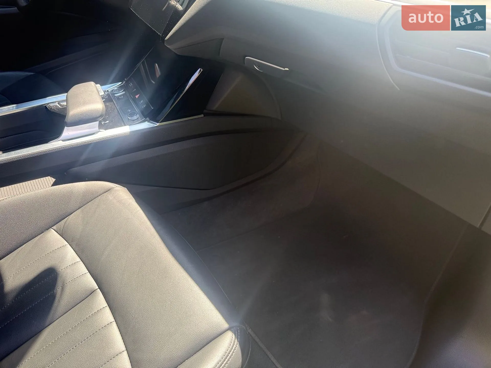 2020 Audi e-tron - мініатюра 20