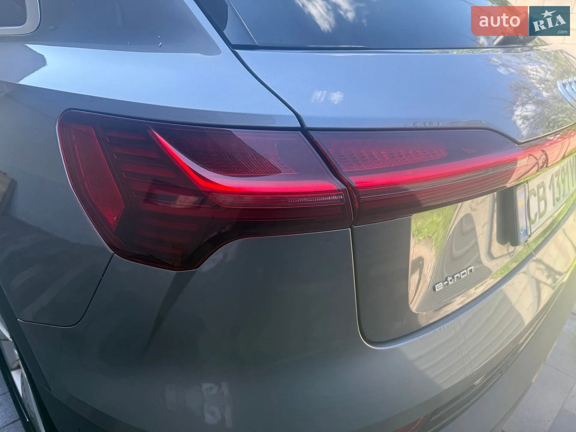 2020 Audi e-tron - мініатюра 55