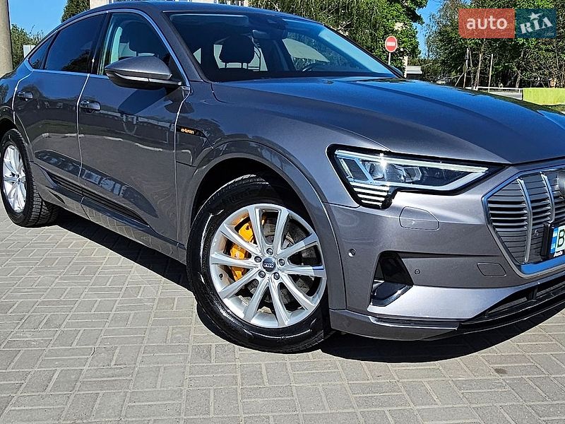 2020 Audi E-Tron, VIN WAUZZZGE4MB012856:plate — фото 1 (autoria)