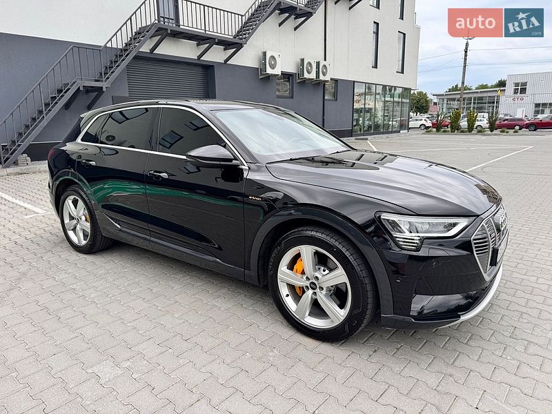 Внедорожник / Кроссовер Audi e-tron 2022 в Хмельницком
