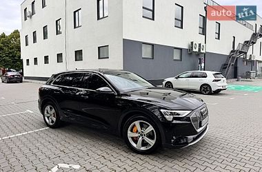 Внедорожник / Кроссовер Audi e-tron 2022 в Хмельницком