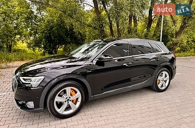 Внедорожник / Кроссовер Audi e-tron 2022 в Хмельницком