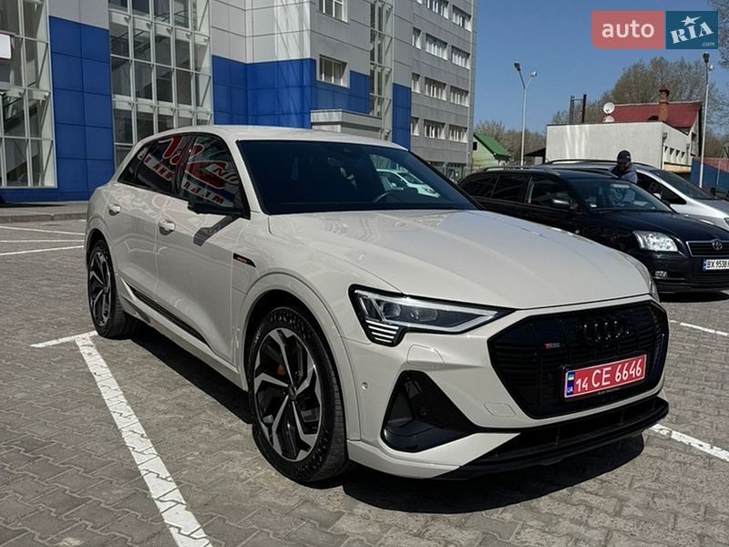 Внедорожник / Кроссовер Audi e-tron 2021 в Хмельницком